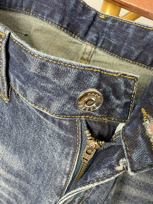 ブランドジーンズ細部ディテール